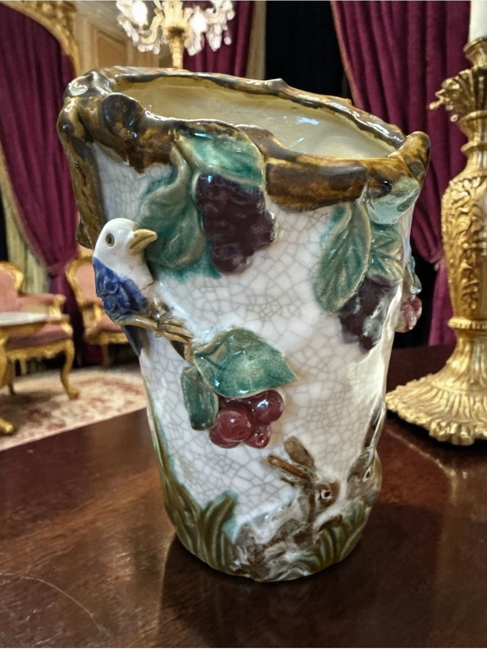 Antique Majolica Vase with many applied, high-relief details. - Picture 15 of 15